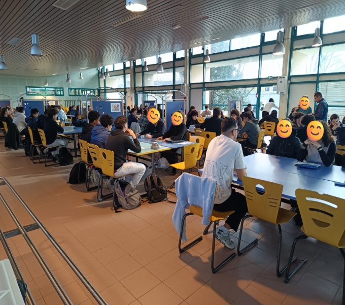 Description : D:\PROJETS AGORA\FORUM ANCIENS ELEVES 2026\Photos\Photo 1_blur.jpg